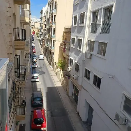 Seaview Apartament *