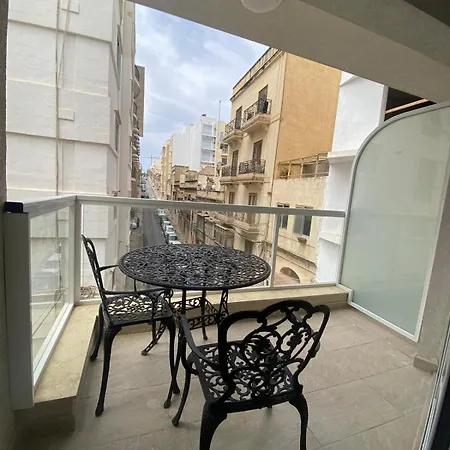 Seaview Apartament *